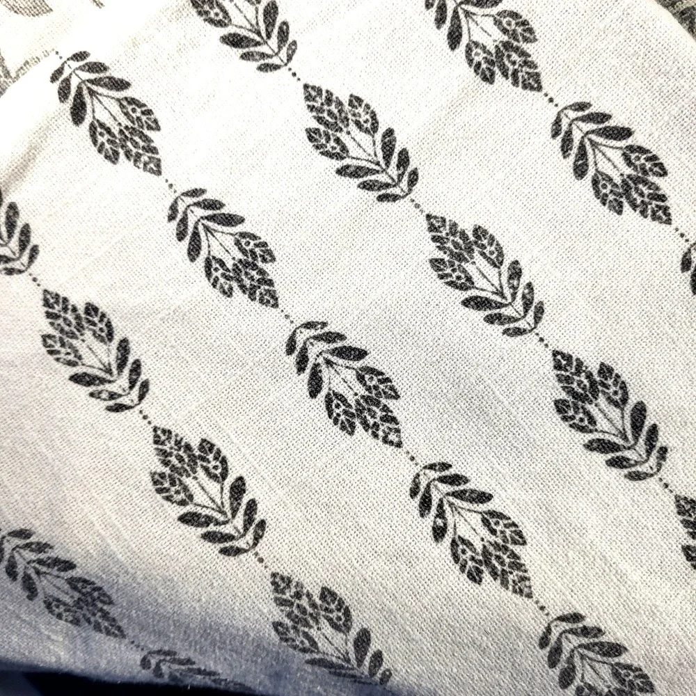 Lot of 3 iEnjoy Home Woven Zip Pillow Covers 20